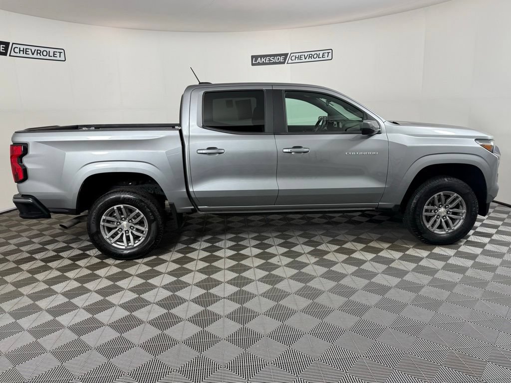 Used 2024 Chevrolet Colorado LT w/ LT Convenience Package RWD image 7