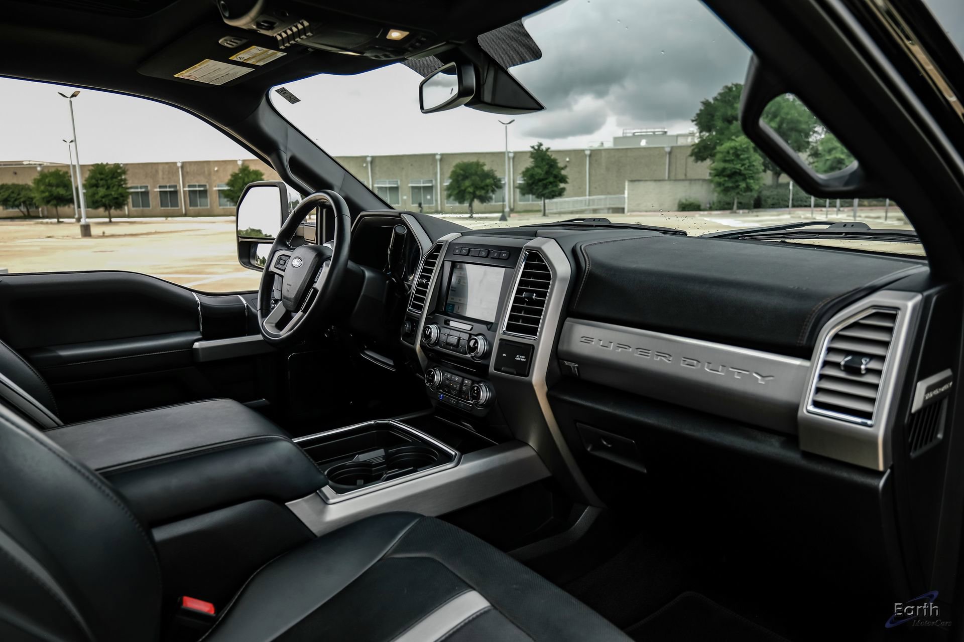 Used 2018 Ford F450 Platinum w/ Platinum Ultimate Package AWD/4WD image 49