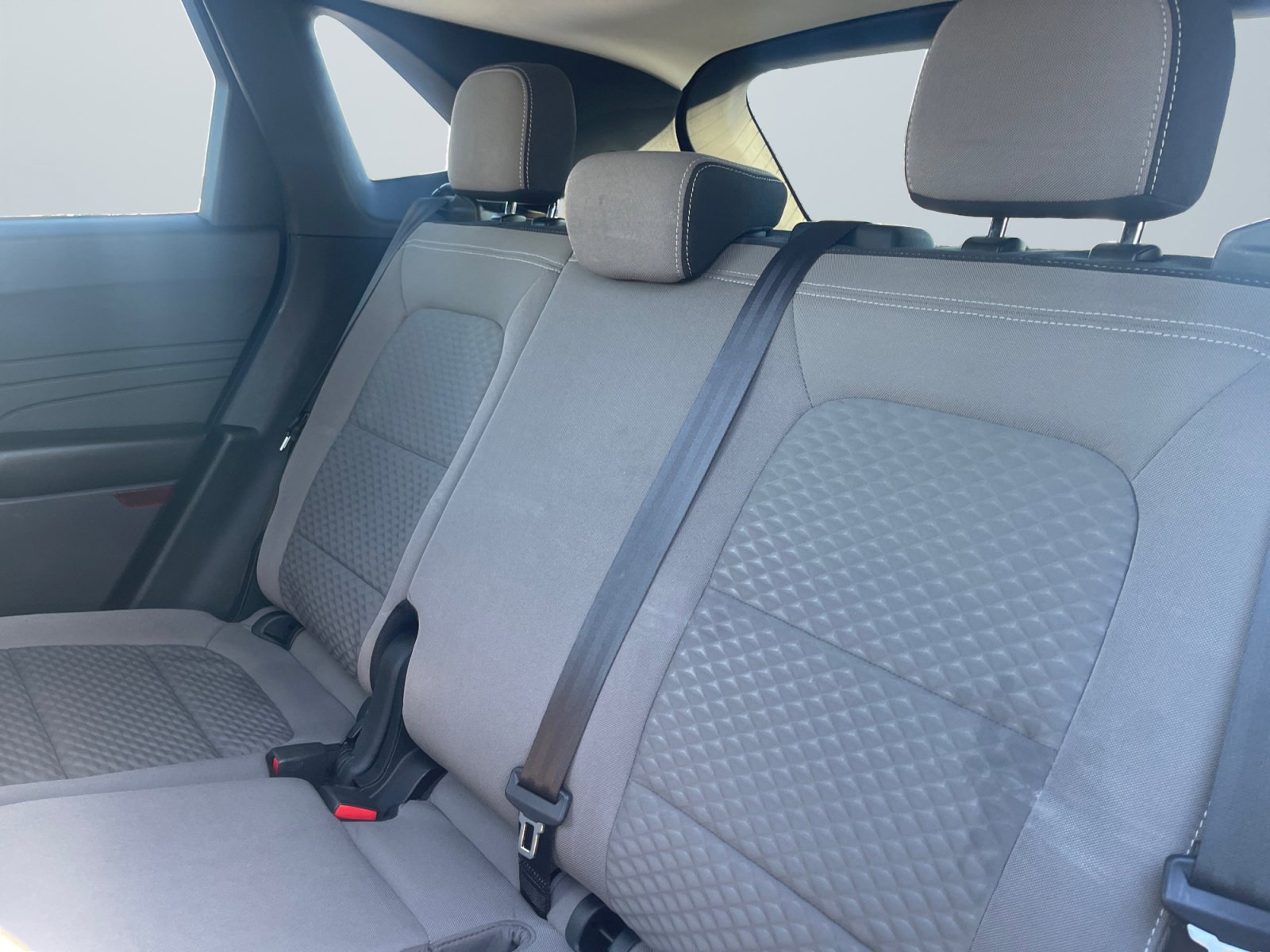 Used 2021 Ford Escape SE image 14