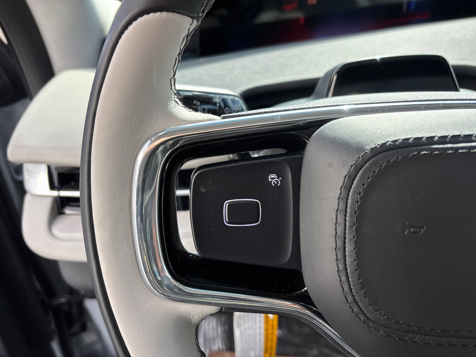 New 2026 Lincoln Navigator L Reserve image 16