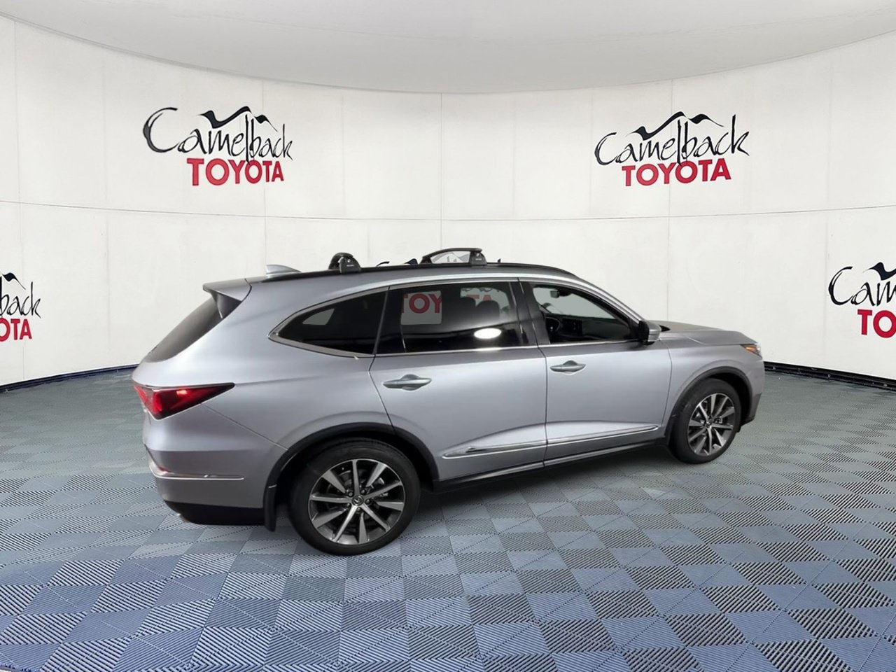 Used 2025 Acura MDX w/ Technology Package AWD/4WD image 3