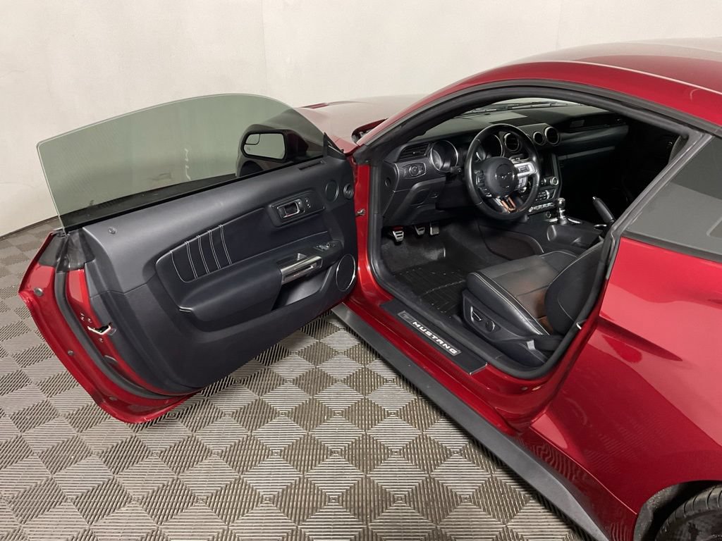 Used 2019 Ford Mustang GT Premium w/ GT Performance Package RWD image 19