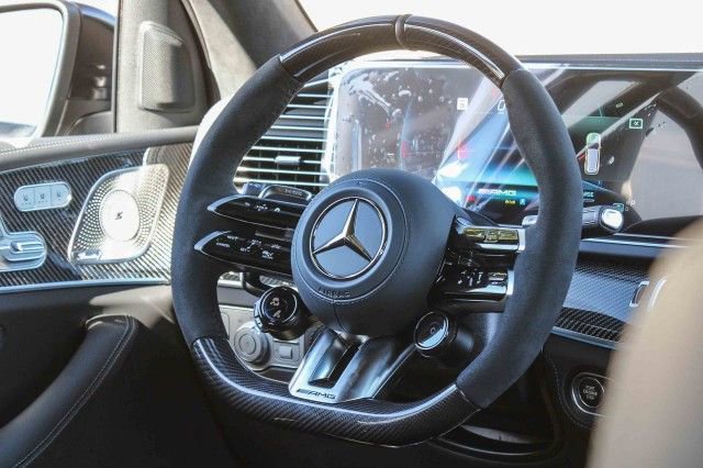 New 2026 Mercedes-Benz GLS 63 AMG 4MATIC image 17