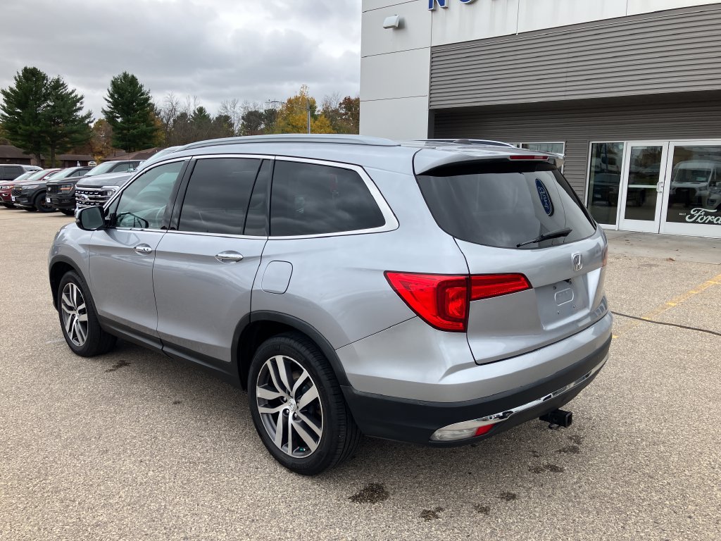 Used 2016 Honda Pilot Touring image 9
