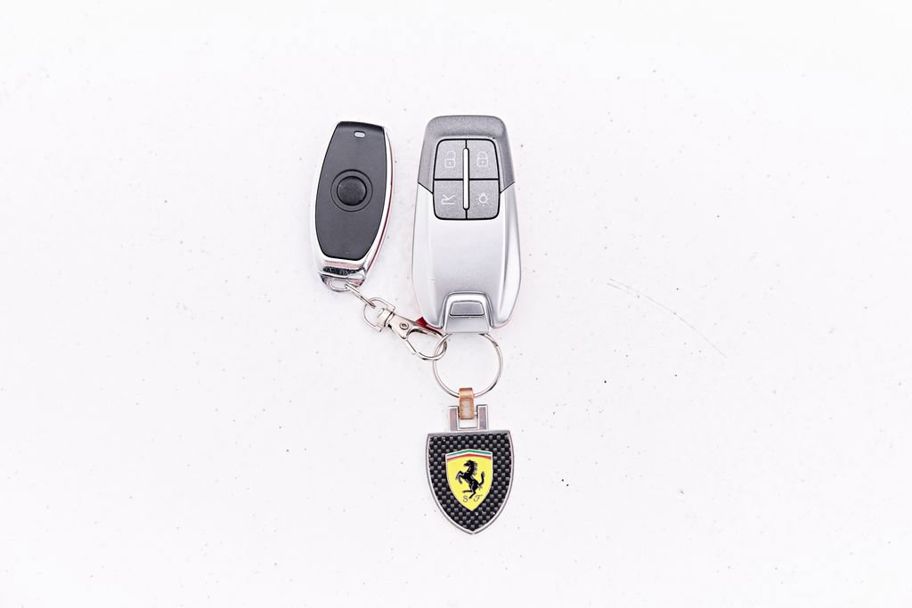 Used 2018 Ferrari 488 Spider RWD image 86