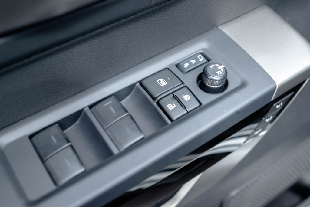New 2026 Toyota Tundra Limited AWD/4WD image 16