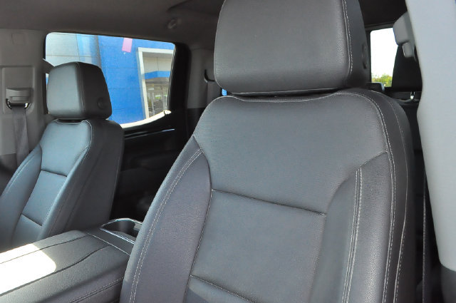 Used 2023 Chevrolet Silverado 1500 LTZ w/ Technology Package AWD/4WD image 10
