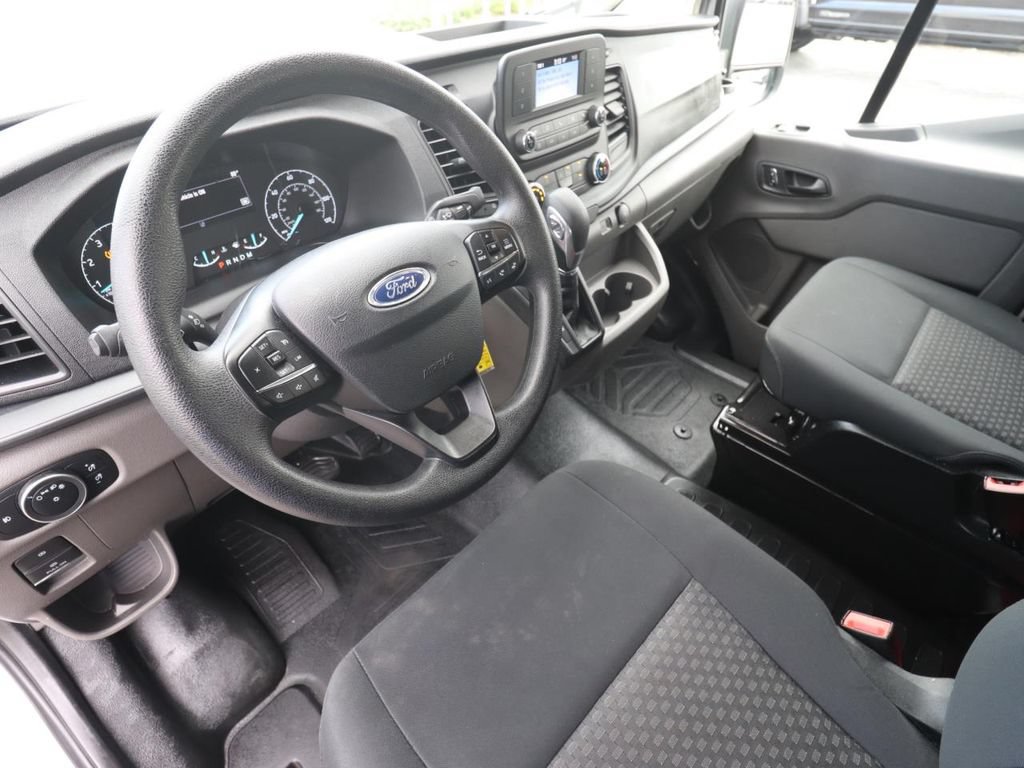 Used 2025 Ford Transit 250 Low Roof w/ Exterior Upgrade Package RWD image 6