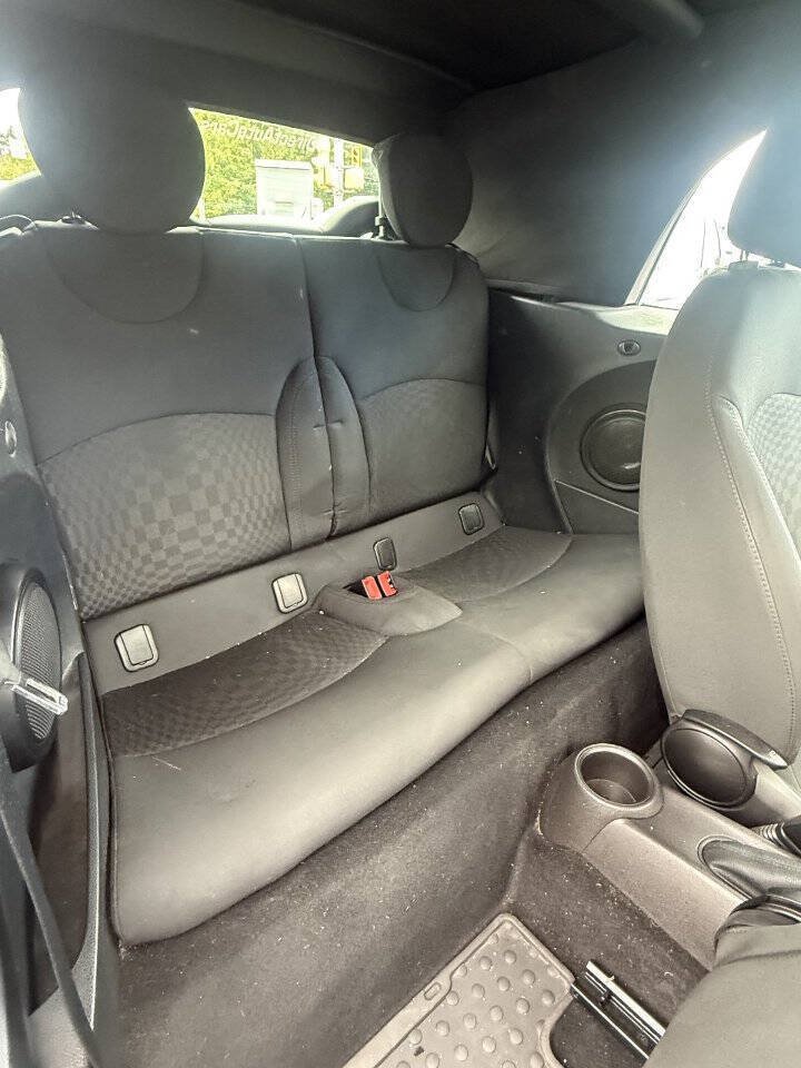 Used 2011 MINI Cooper Convertible FWD image 16