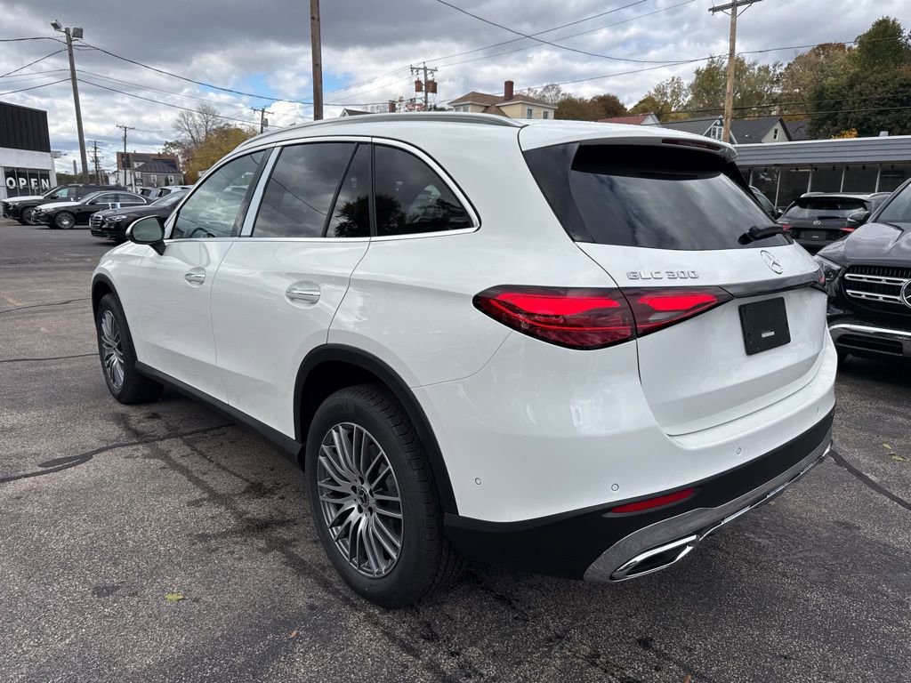 New 2026 Mercedes-Benz GLC 300 4MATIC image 5
