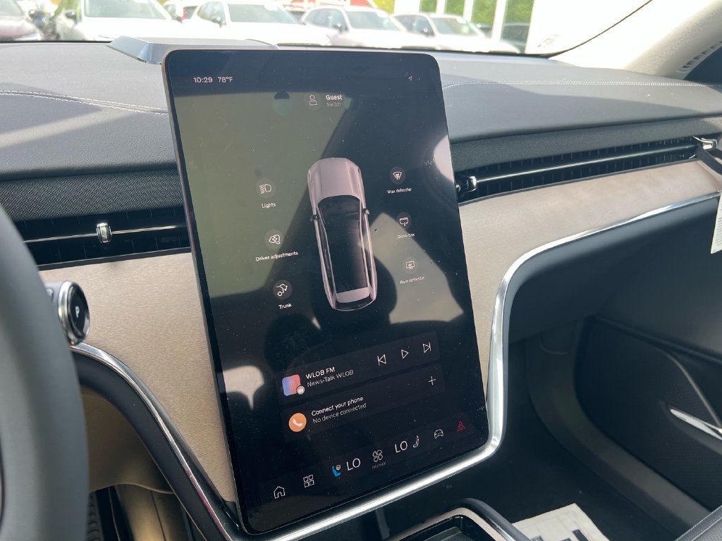 New 2026 Volvo EX90 Plus AWD/4WD image 15