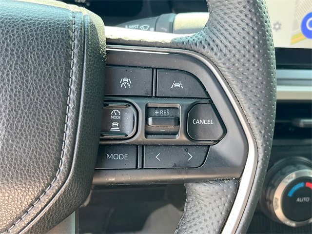 Used 2025 Toyota Tacoma TRD Sport image 25