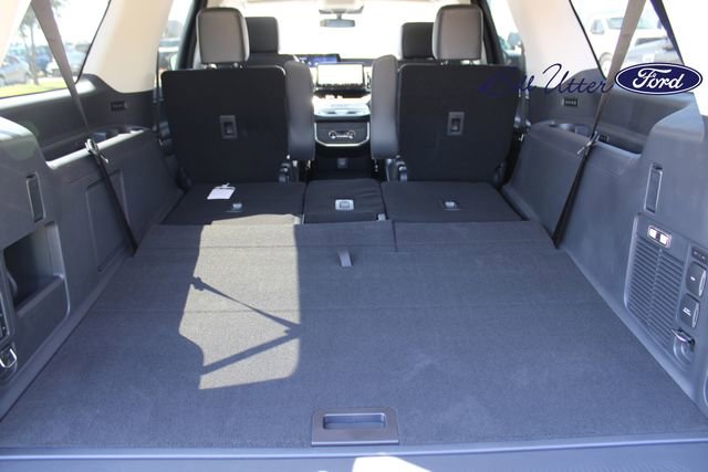 New 2025 Ford Expedition Max Platinum image 6