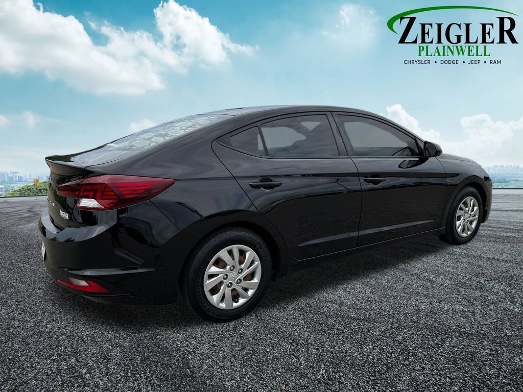 Used 2019 Hyundai Elantra SE FWD image 6