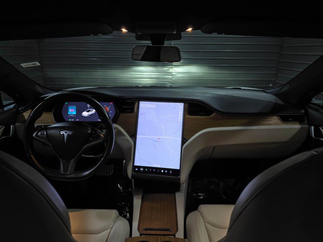 Used 2020 Tesla Model S Performance image 11