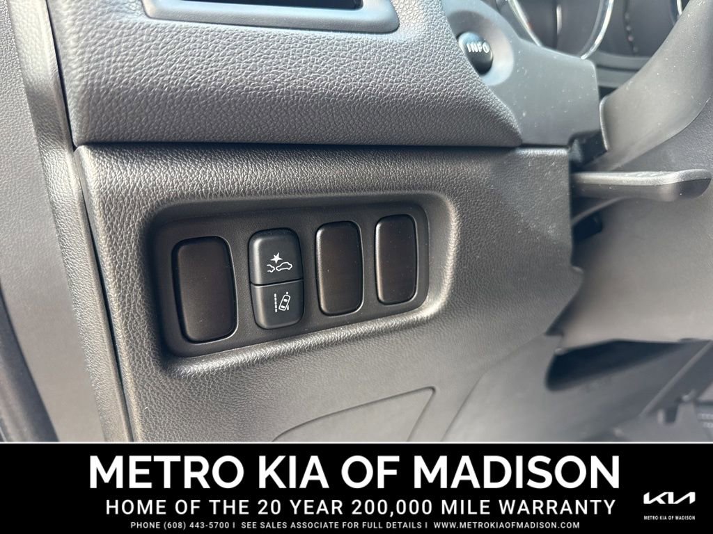 Used 2025 Mitsubishi Outlander Sport ES image 12
