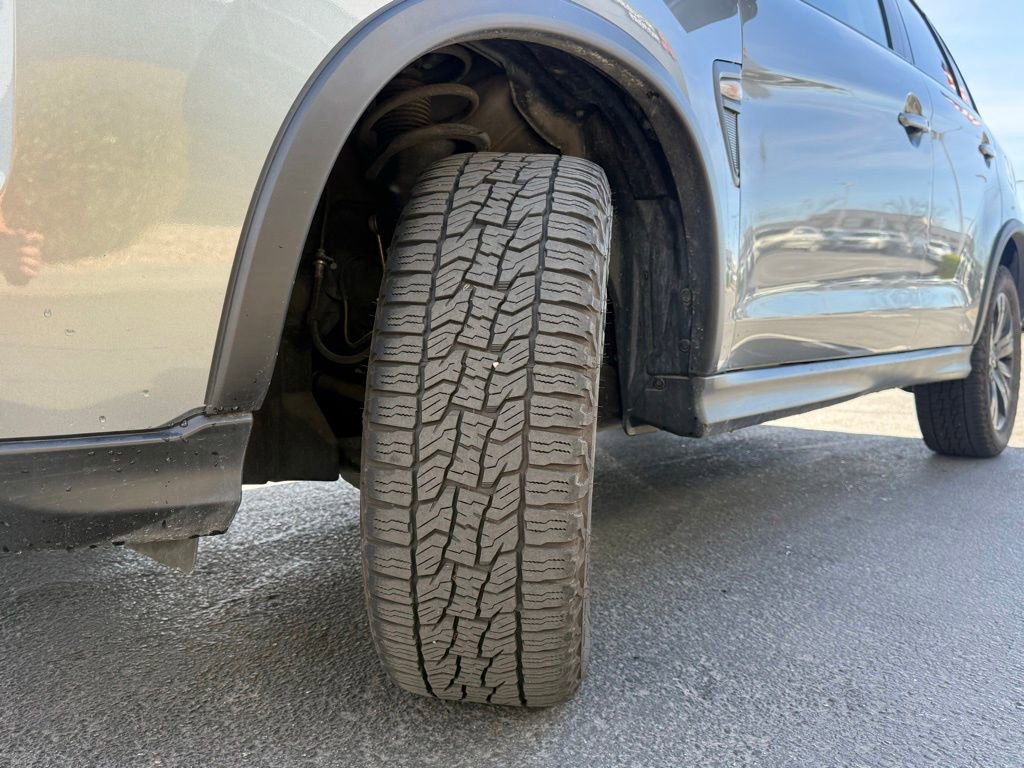 Used 2024 Mitsubishi Outlander Sport LE image 32