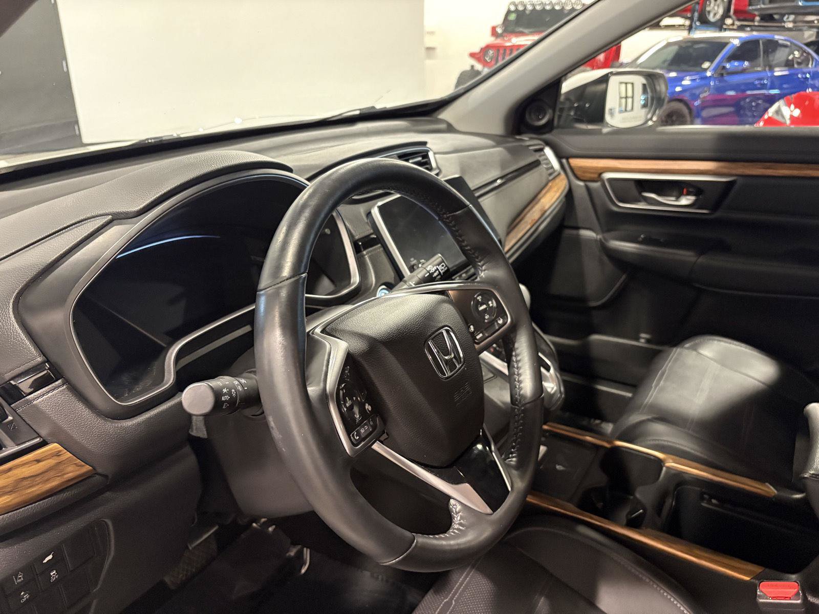 Used 2022 Honda CR-V Touring image 11