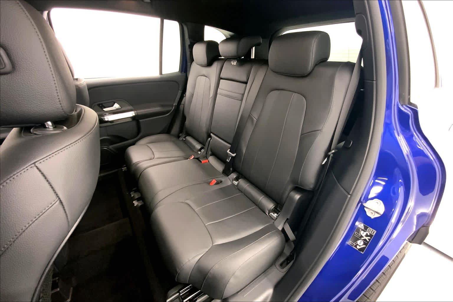 Certified 2022 Mercedes-Benz GLB 250 4MATIC image 17