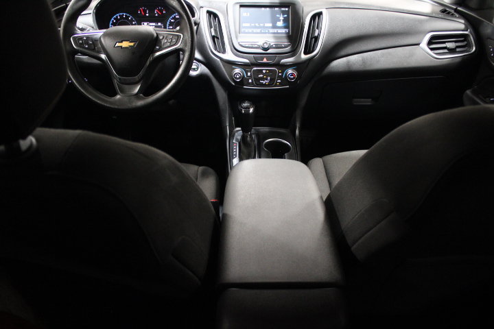 Used 2018 Chevrolet Equinox LT FWD image 29
