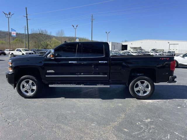 Used 2019 Chevrolet Silverado 2500 High Country w/ Duramax Plus Package image 2