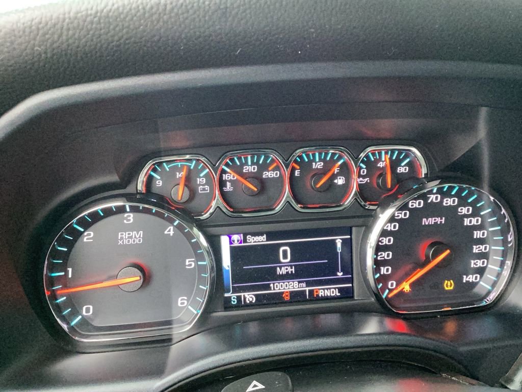 Used 2018 Chevrolet Silverado 1500 LT w/ All Star Edition image 11