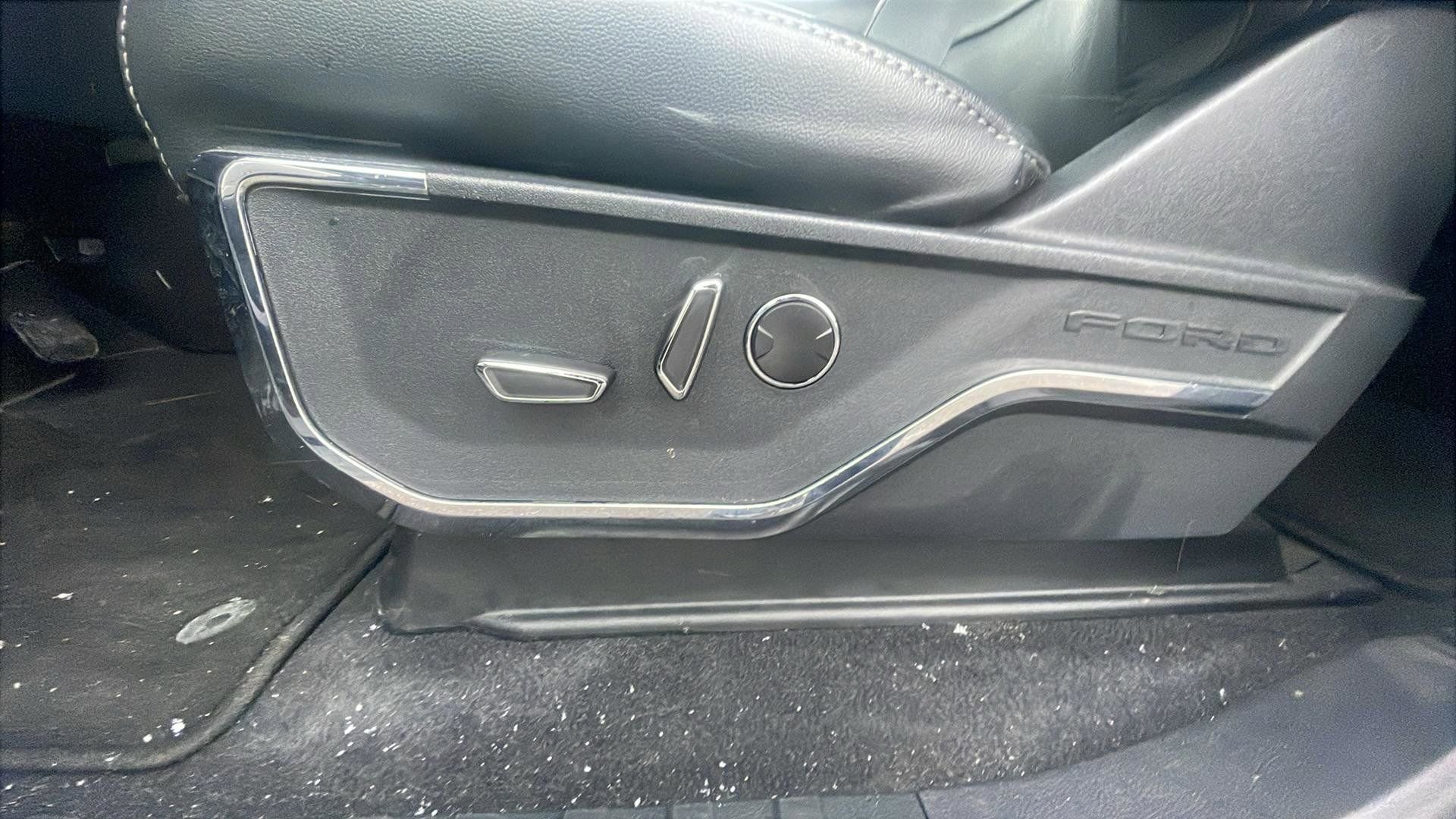 Certified 2023 Ford F150 Lariat w/ Equipment Group 502A High image 18