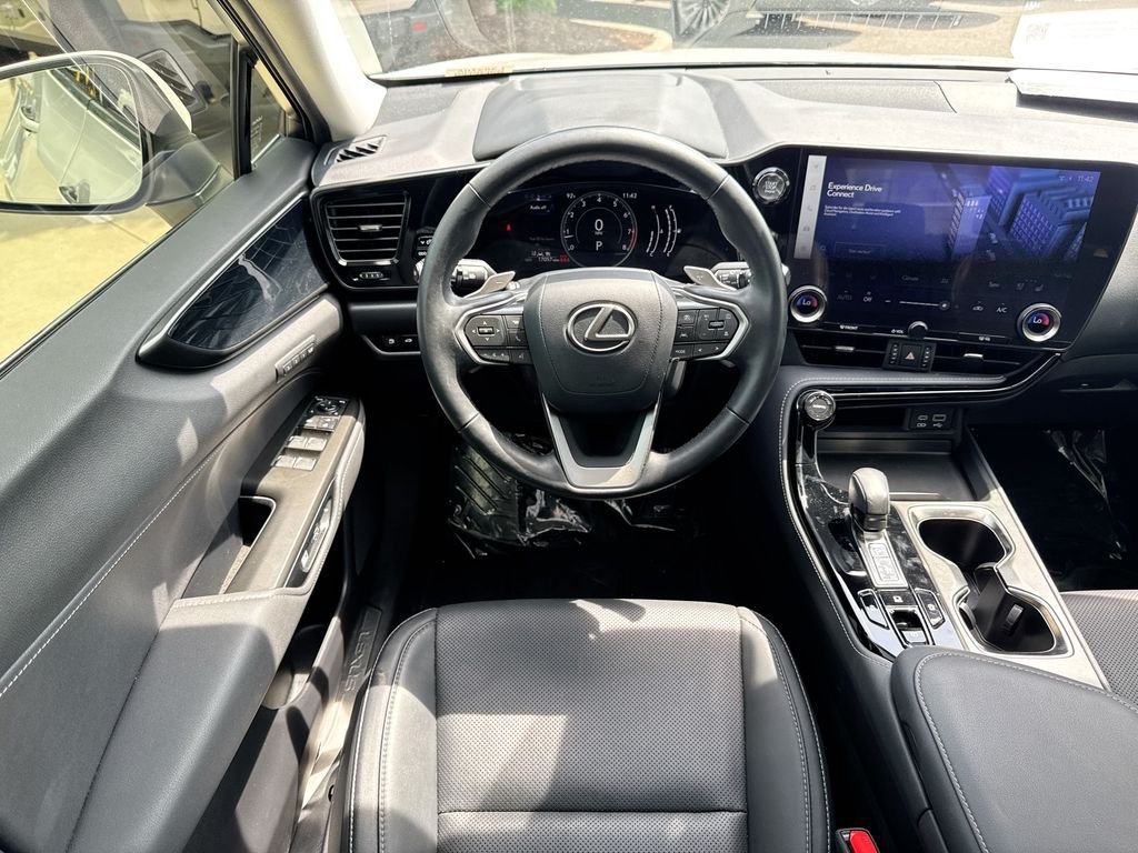 Used 2024 Lexus NX 250 FWD w/ Cold Area Package image 12