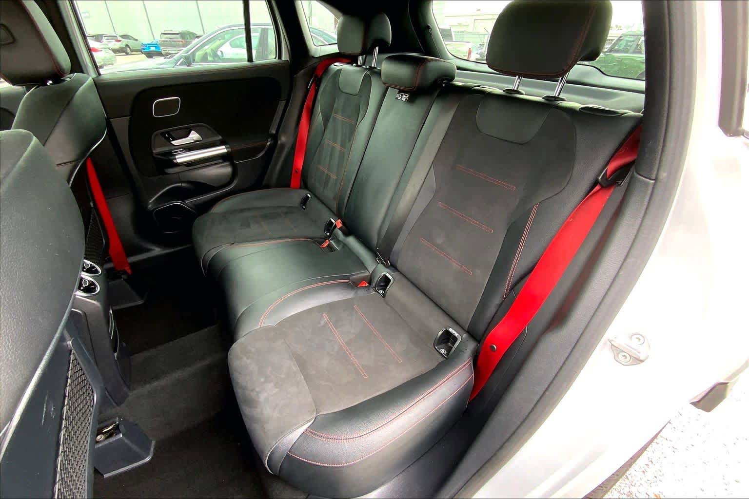 Used 2021 Mercedes-Benz GLA 35 AMG 4MATIC image 21