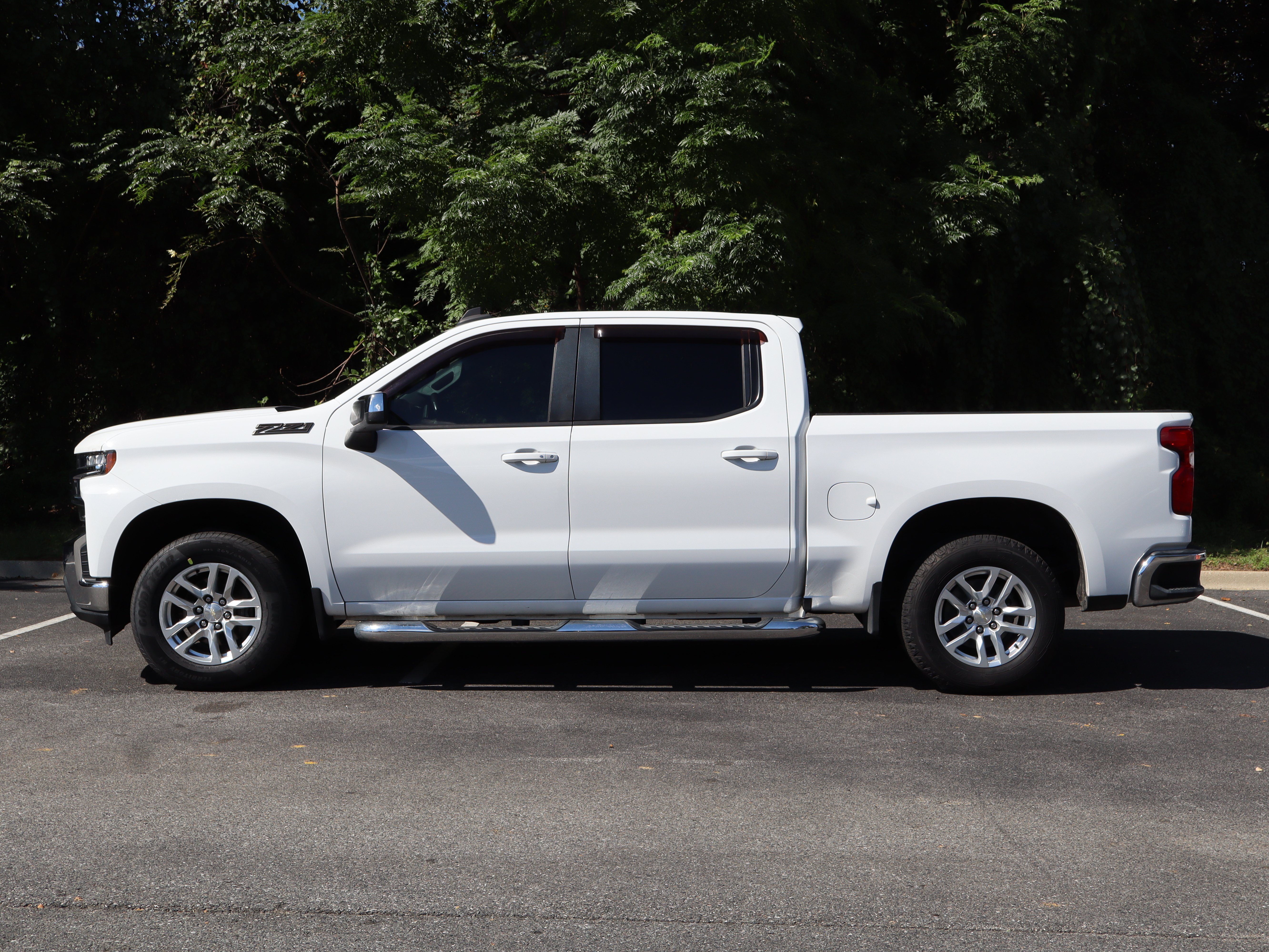 Used 2020 Chevrolet Silverado 1500 LT w/ All-Star Edition AWD/4WD image 6