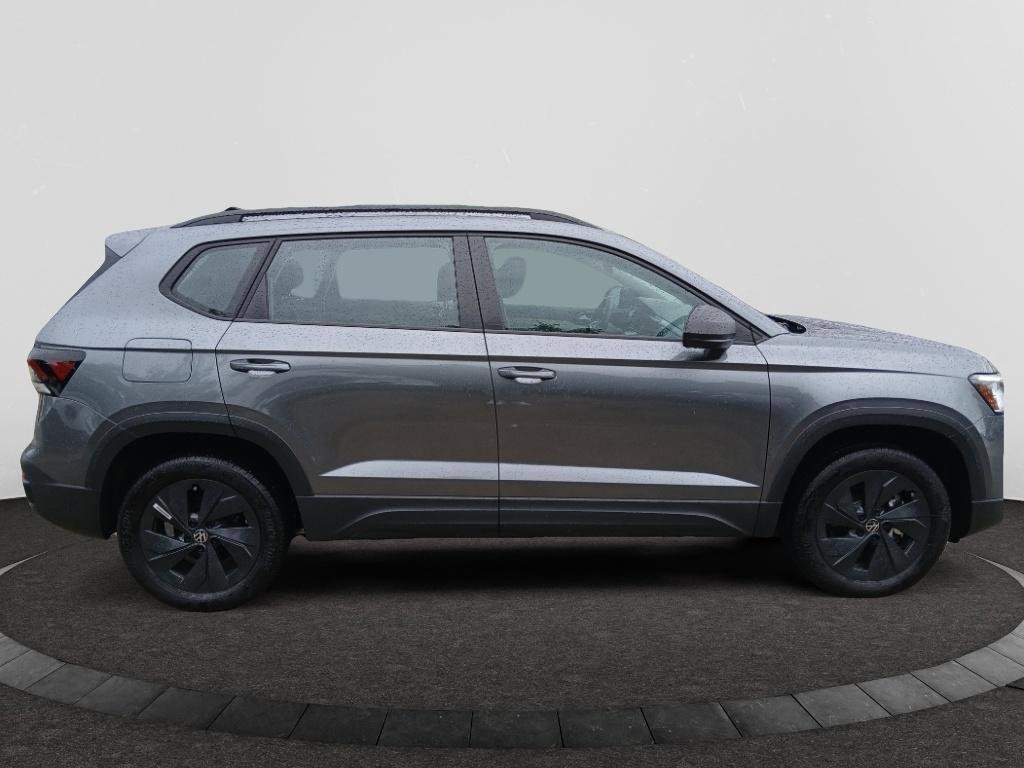 Used 2025 Volkswagen Taos S FWD image 5