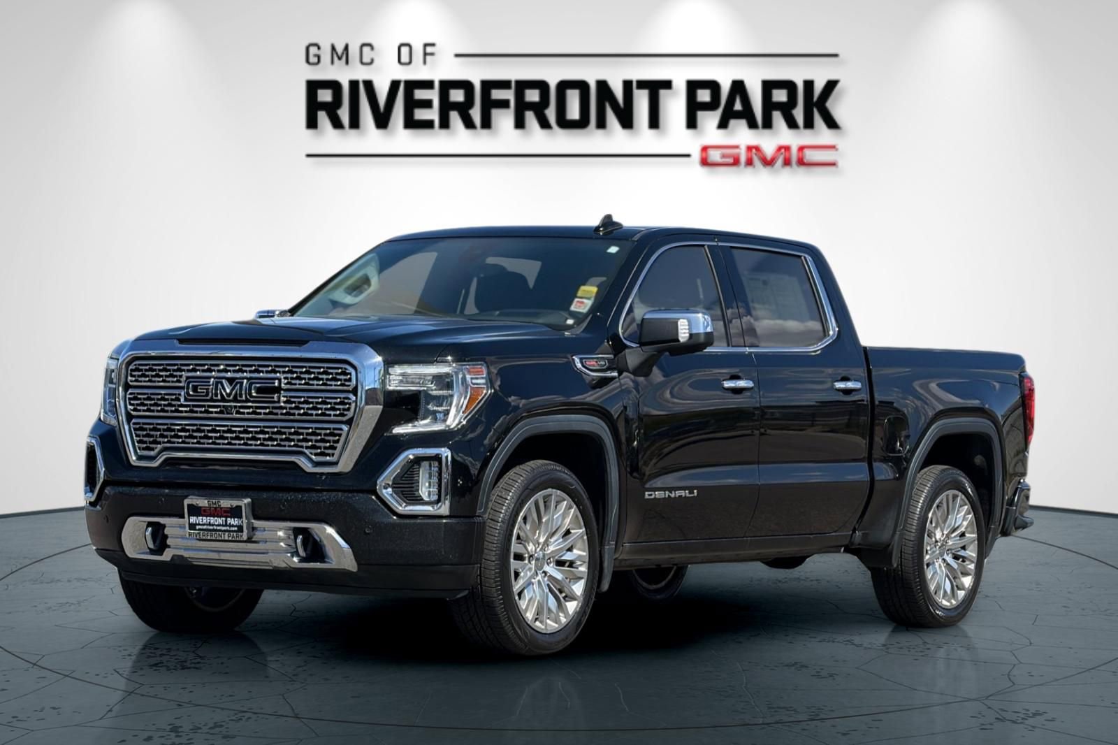 Used 2019 GMC Sierra 1500 Denali w/ Denali Ultimate Package AWD/4WD image 7