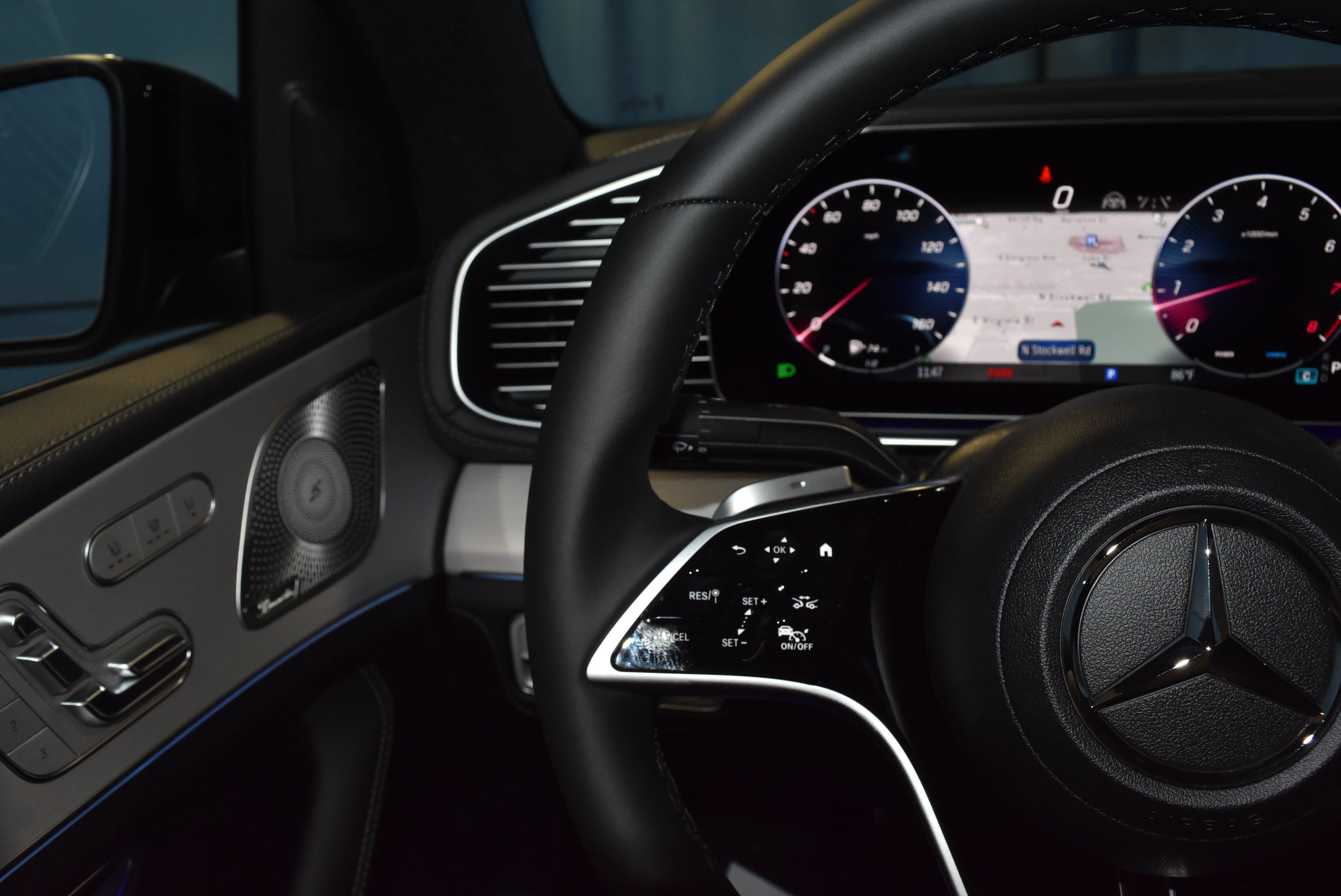 New 2026 Mercedes-Benz GLE 450 4MATIC Coupe image 6