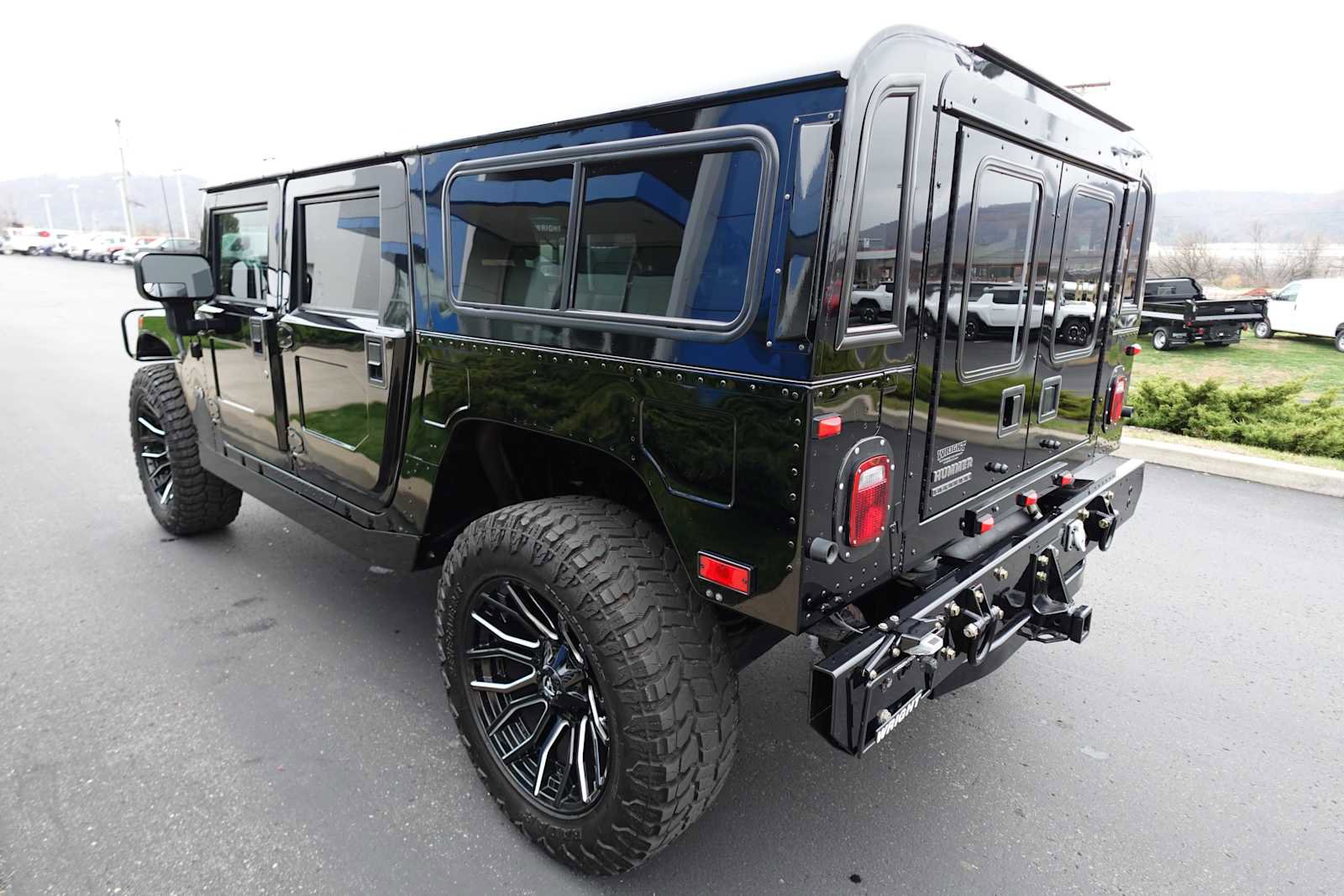 Used 2002 HUMMER H1 4-Door Wagon image 5