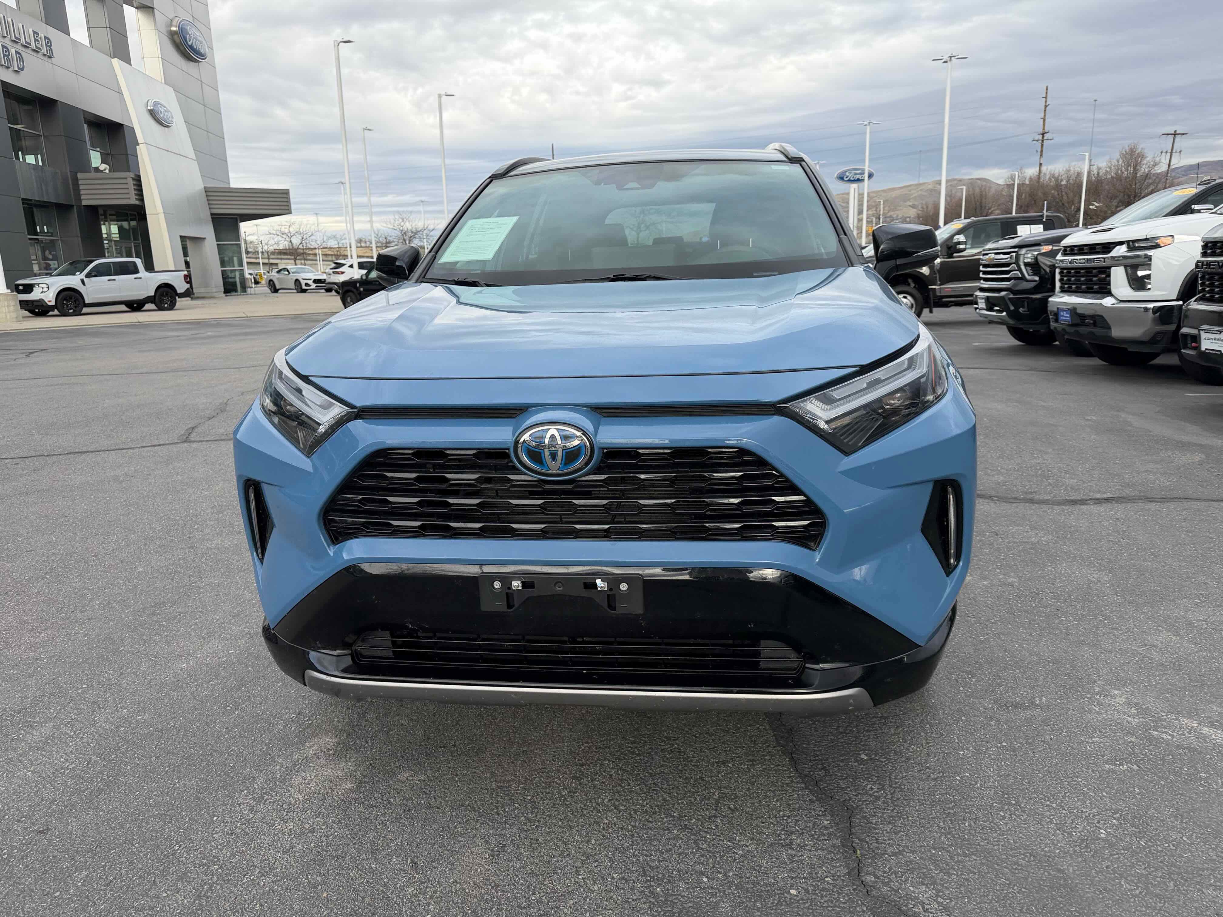 Used 2023 Toyota RAV4 XSE w/ XSE Grade Weather Package image 8