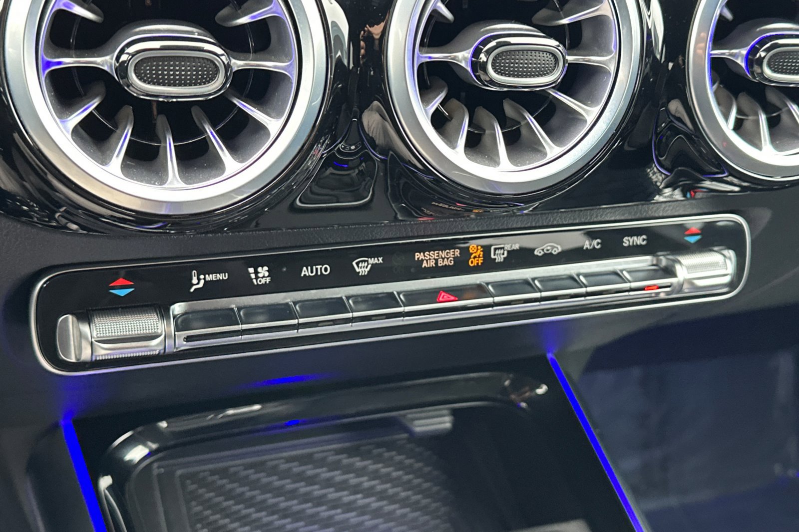 Certified 2025 Mercedes-Benz GLA 250 4MATIC image 21