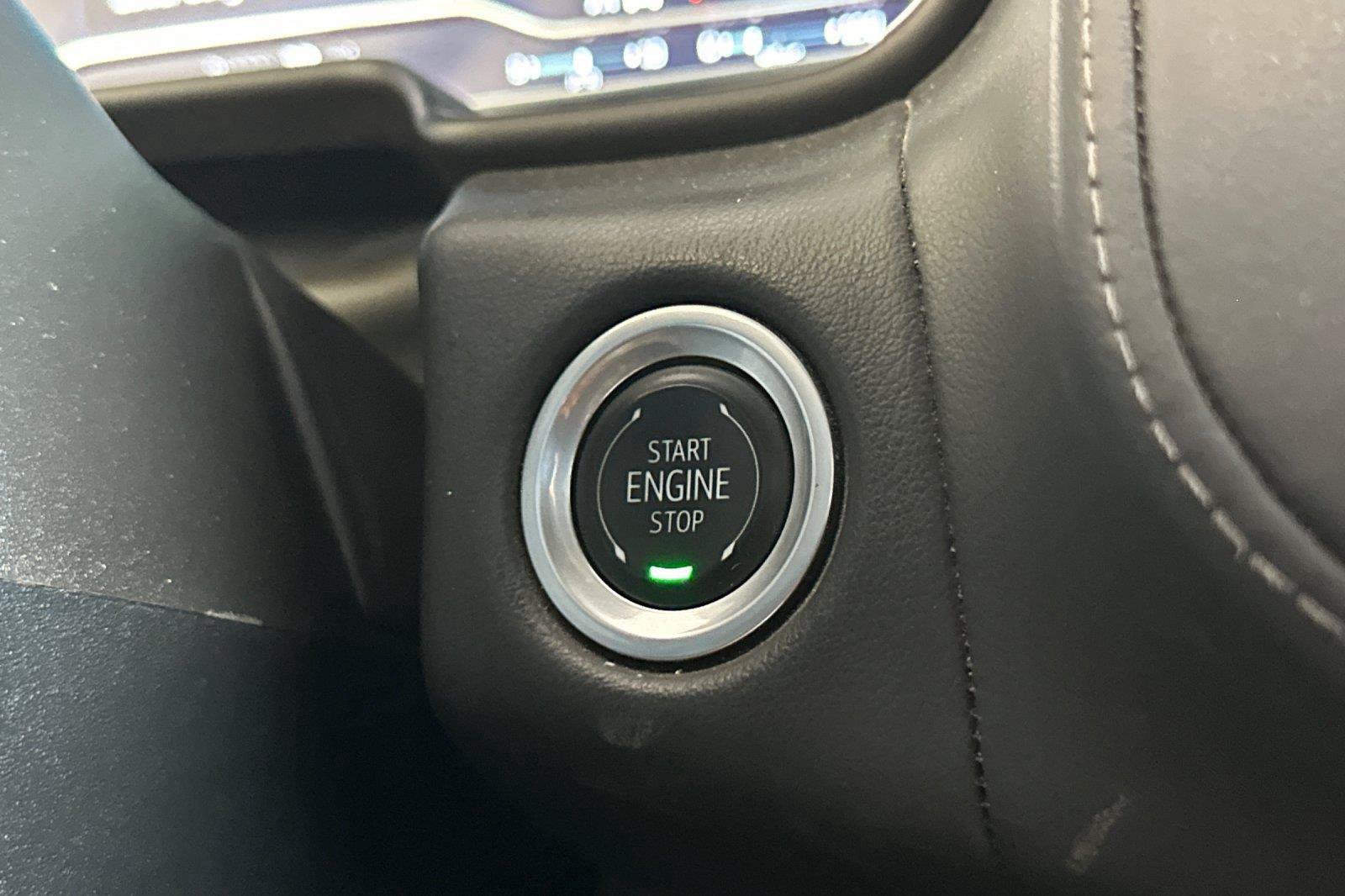 Used 2024 Chevrolet Suburban LT AWD/4WD image 22