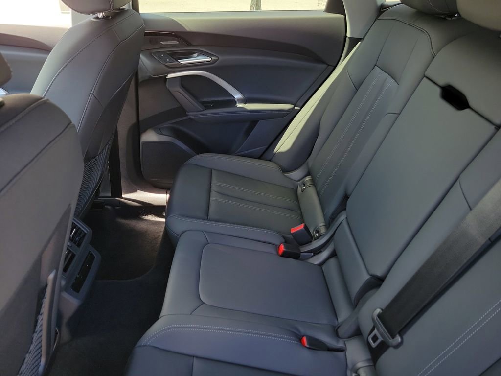 New 2025 Audi Q5 2.0T Premium Plus image 25