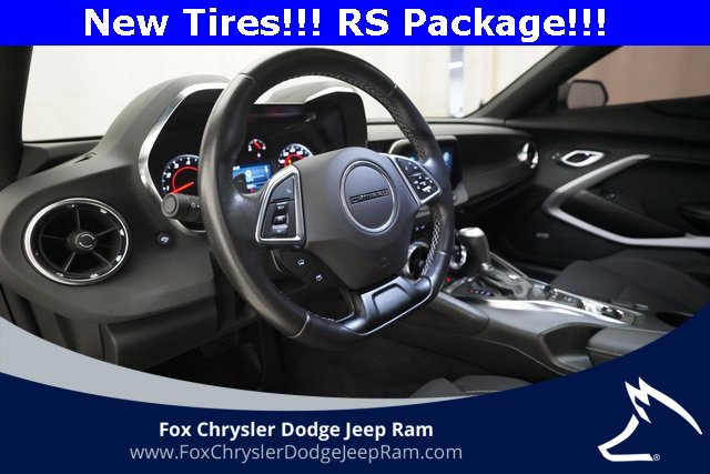 Used 2022 Chevrolet Camaro LT w/ RS Package image 8
