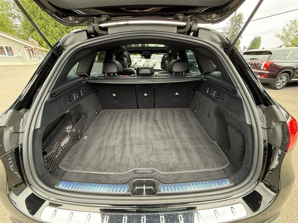 Used 2024 Mercedes-Benz GLC 43 AMG 4MATIC image 11