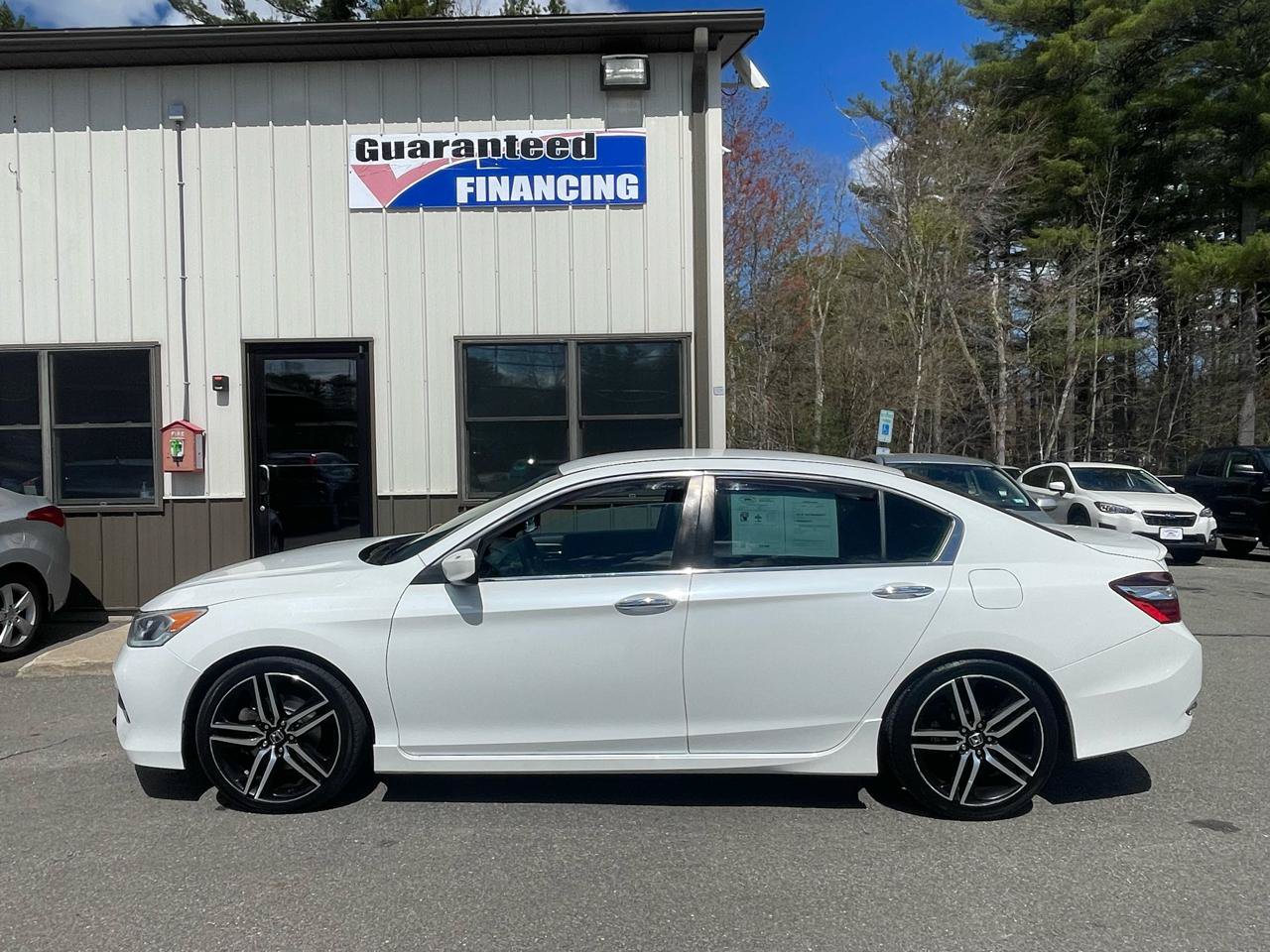 Used 2017 Honda Accord Sport Special Edition image 7