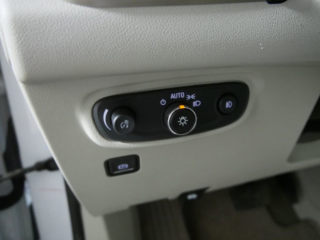 Used 2020 GMC Terrain Denali w/ Denali Premium Package image 18