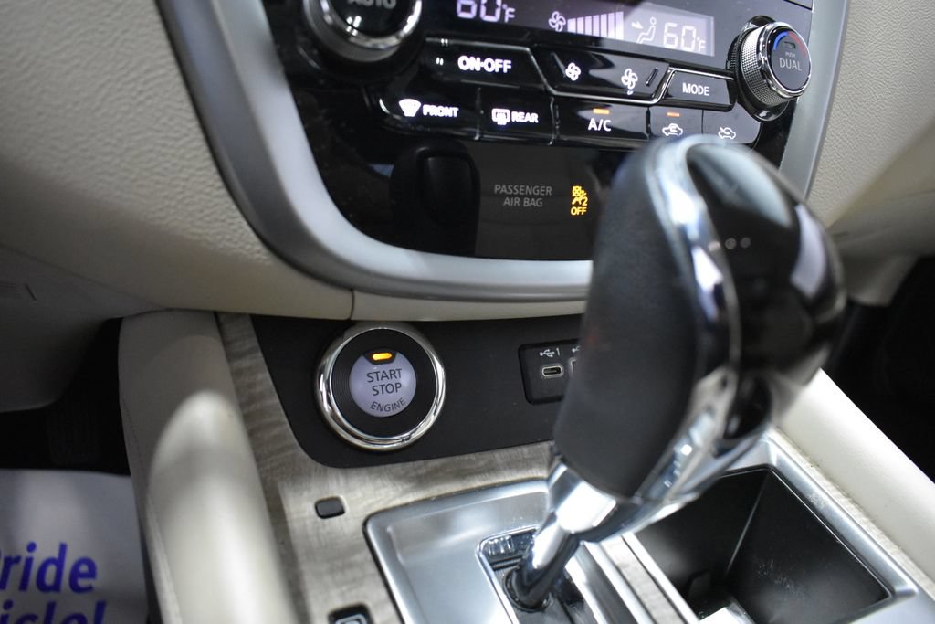 Used 2021 Nissan Murano SL w/ SL Moonroof Package AWD/4WD image 22