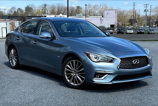 Used 2019 INFINITI Q50 Luxe w/ Essential Package (3.0T Luxe) image 3