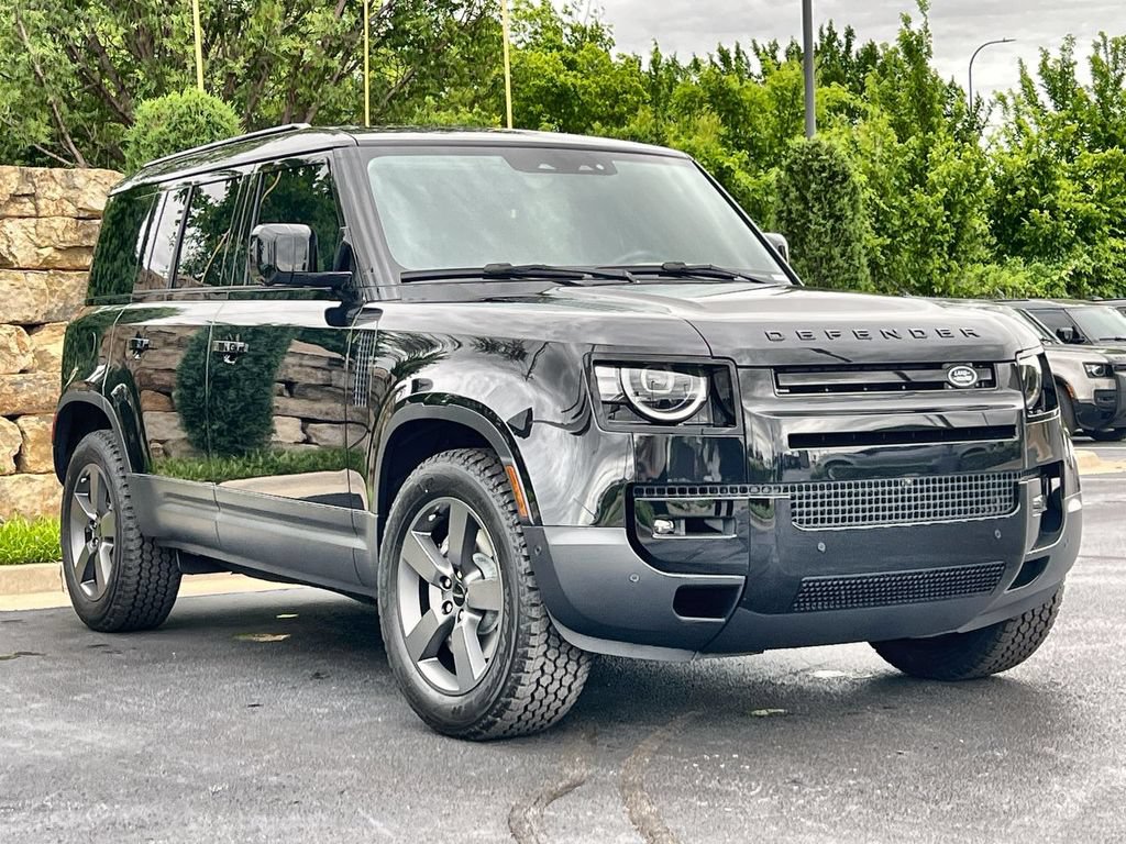 New 2026 Land Rover Defender 110 S AWD/4WD image 7