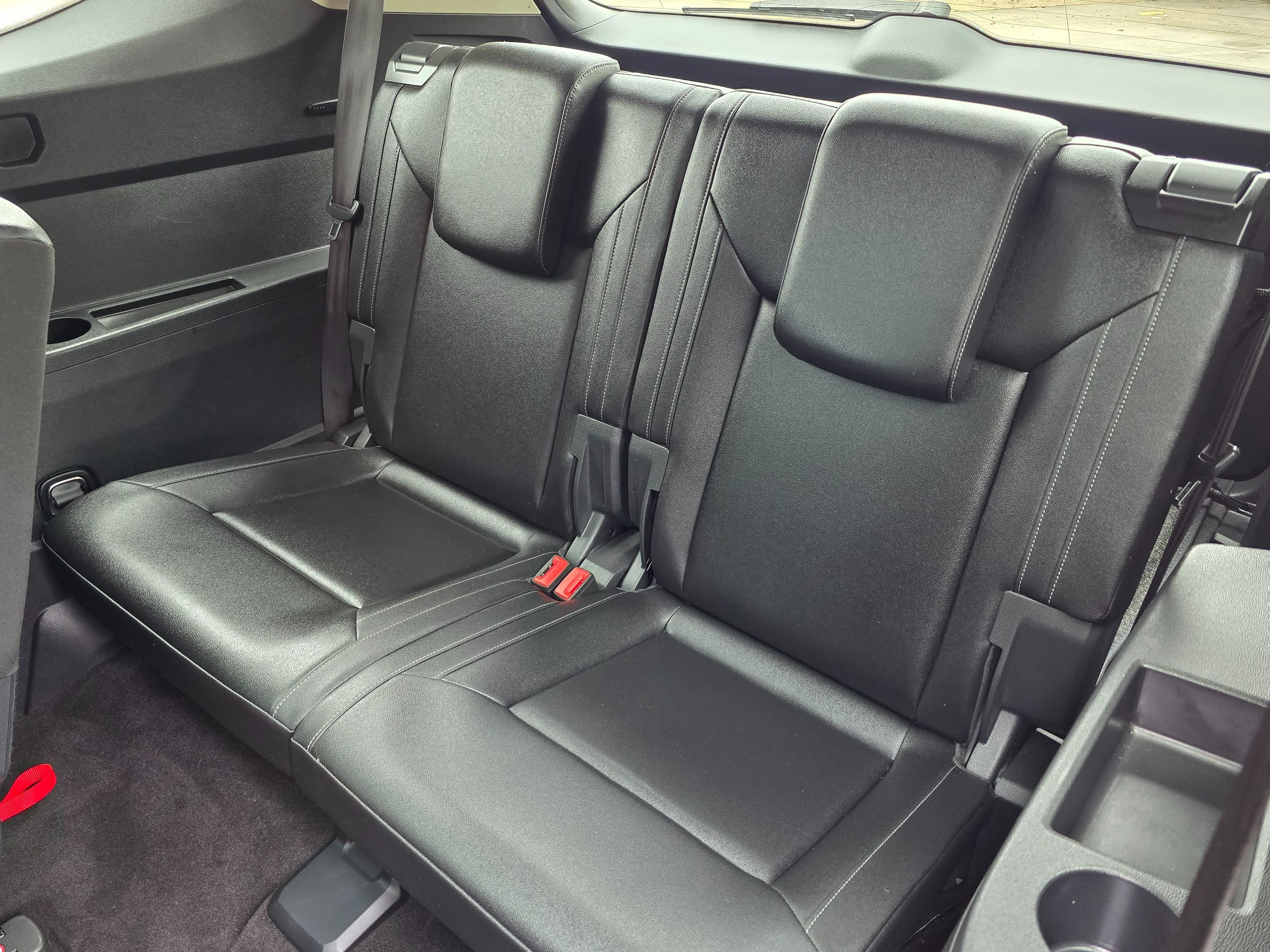 Used 2018 Volkswagen Atlas SEL FWD image 19