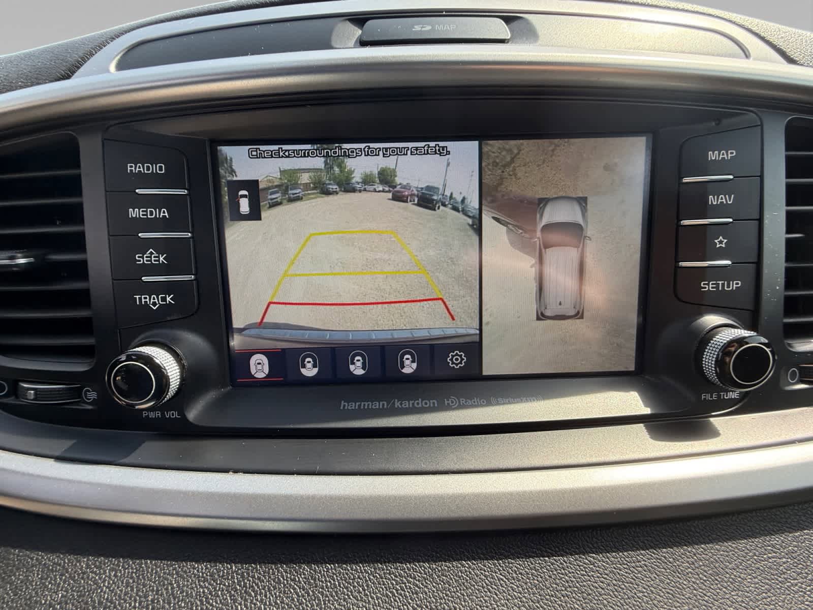 Used 2020 Kia Sorento SX AWD/4WD image 16