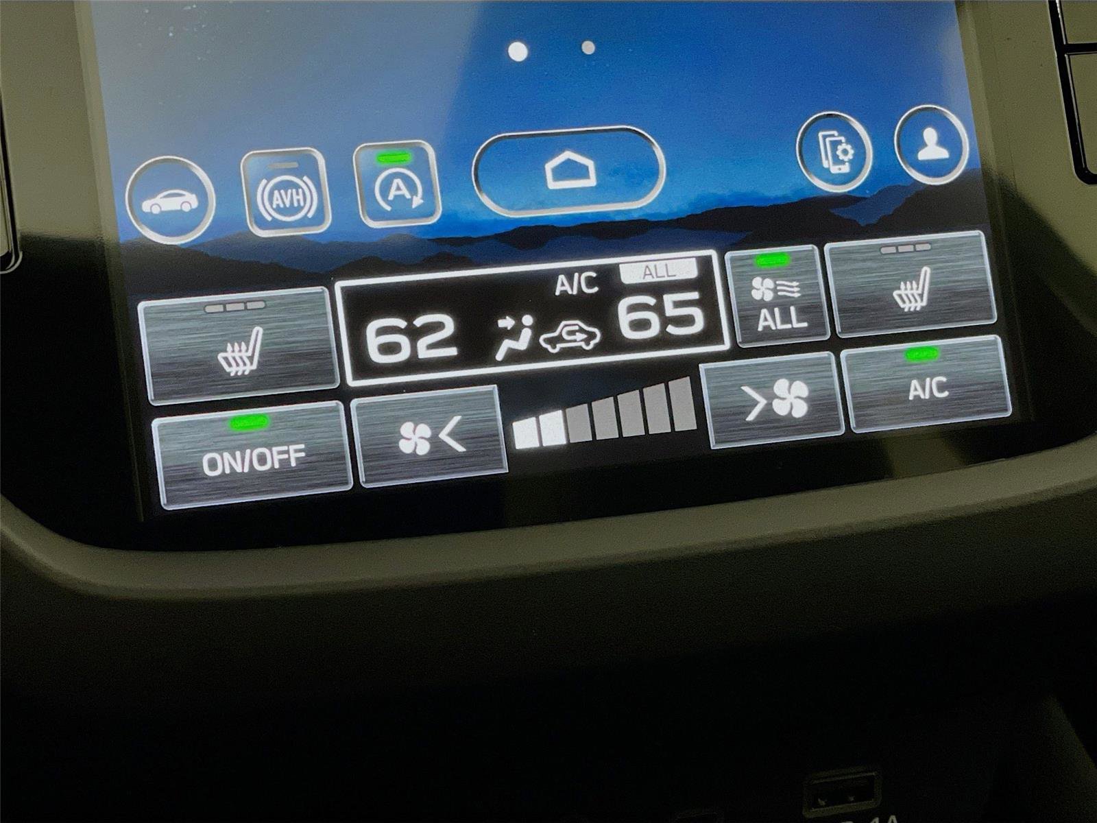 Certified 2025 Subaru Forester Premium AWD/4WD image 24