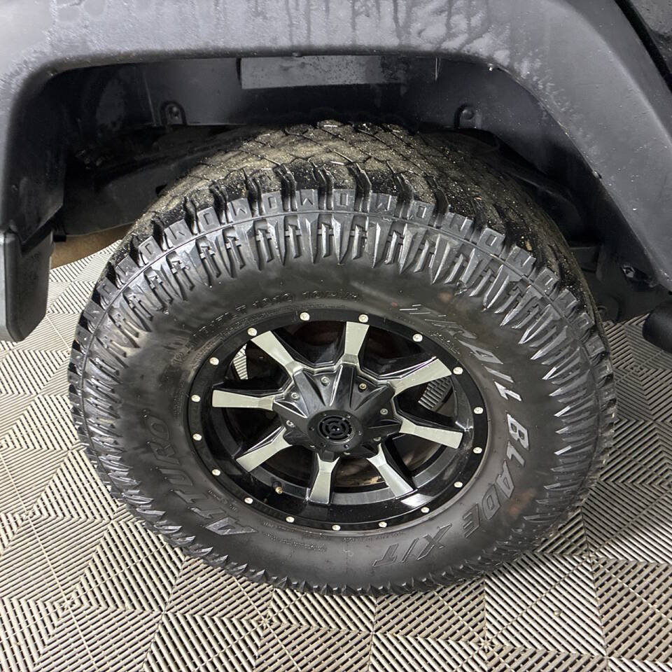 Used 2016 Jeep Wrangler Sport AWD/4WD image 31