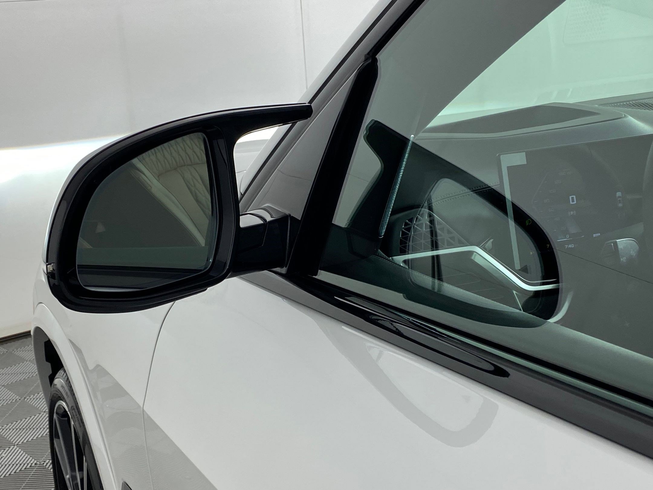 New 2026 BMW X5 M60i image 22